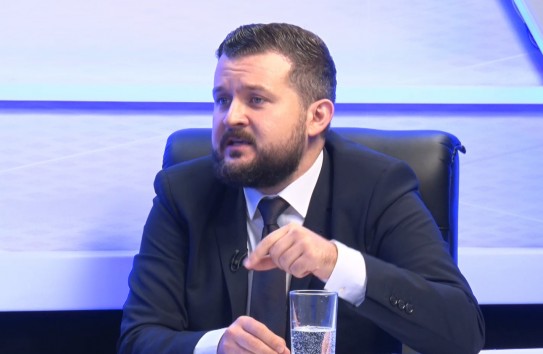 {Галбур: PNM подвергается давлению из Румынии из-за отказа сняться с выборов в пользу PAS} Молдавские Ведомости