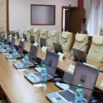 Мунтяну, еще не выдвинутый в премьеры, обещает сформировать кабинет к концу недели