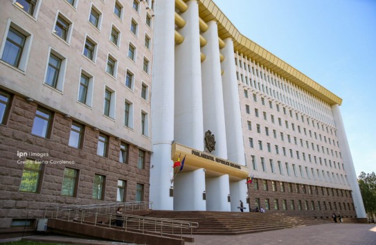 {Парламент XII-го созыва собирается на учредительное заседание} Молдавские Ведомости