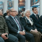 Доломать все, что не украдено и не разрушено? 