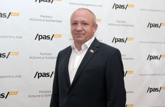{Экс-депутат PAS призвал Санду запретить в Молдове русский язык} Молдавские Ведомости