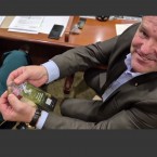 Депутатам раздали червивые желуди