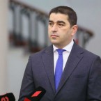 Власти Грузии собираются отменить зарубежное голосование на выборах
