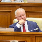 Социалисты готовят бюджет спасения Молдовы