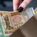 Уровень бедности вырос до 33,6 процентов и наложился на бум потребительского кредитования