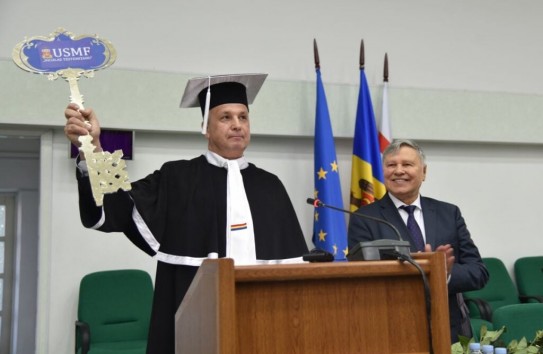 {Врач-убийца снова отделался легким испугом} Молдавские Ведомости