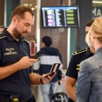 Тысячи молдаван оказались без румынских паспортов из-за фиктивных прописок