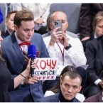 Журналист сделал предложение своей девушке на пресс-конференции Путина