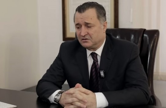 {Влад Филат: Культуру запретить невозможно. Я читал и буду читать на русском языке} Молдавские Ведомости