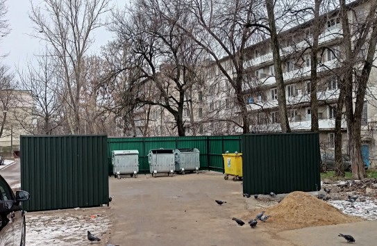 {Чебан перестраивает мусорные площадки - кишиневцы сидят без воды} Молдавские Ведомости