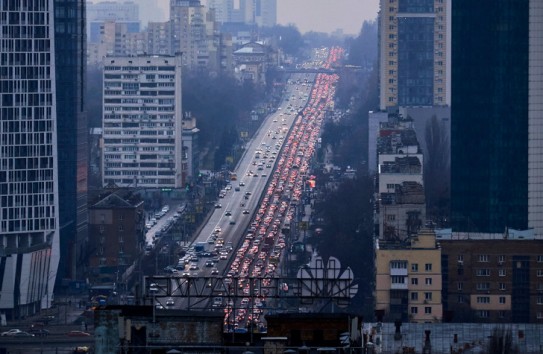 {Зачем в Киеве сливают воду} Молдавские Ведомости