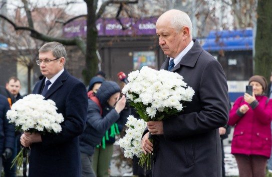 {День памяти жертв холокоста: апофеоз лицемерия власти} Молдавские Ведомости