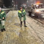 Мэрия Кишинева дает пригородам 360 тонн противоскользящего материала