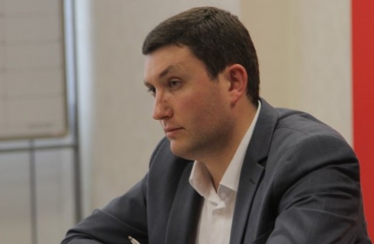 {Депутаты-социалисты требют поддержать социальную сферу} Молдавские Ведомости