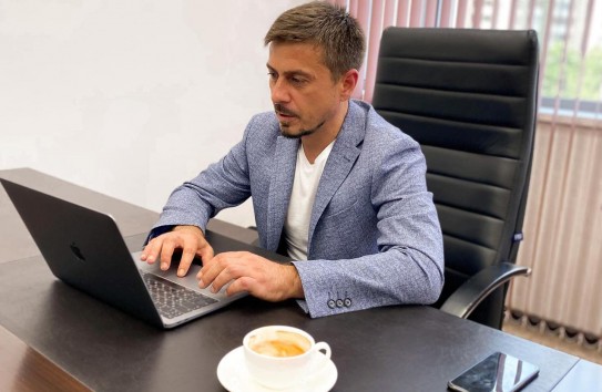 {Лисневский: Пока оппозиция спит – Санду наладит контакты с Орбаном и Фицо} Молдавские Ведомости