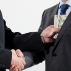 Жители Молдовы считают коррупцию главной проблемой правосудия 