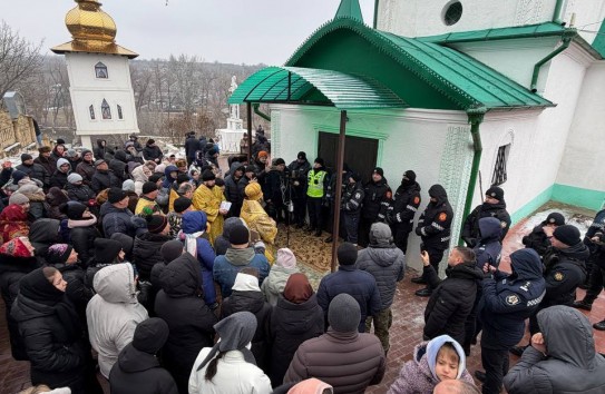 {Митрополия Бессарабии, на стороне которой полиция, требует защиты государства} Молдавские Ведомости