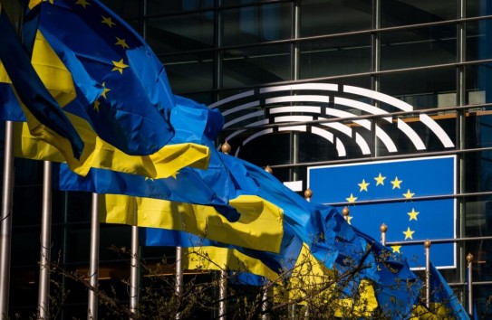 {Европарламент одобрил кредит ЕС в 90 миллиардов евро для Украины} Молдавские Ведомости