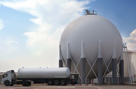 {Вместо российского газа - зависимость от американского СПГ} Молдавские Ведомости