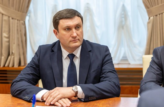 {Социальная политика кабинета Мунтяну: бедным - обещания, богатым - деньги бедных} Молдавские Ведомости