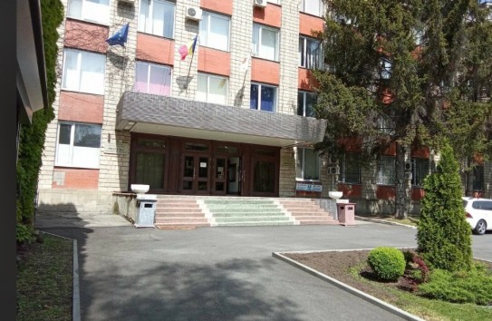 {Масштабный конфликт в жилом доме на Рышкановке } Молдавские Ведомости
