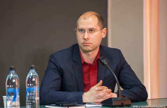 {Цена на электроэнергию должна корректироваться периодически, а не раз в год} Молдавские Ведомости