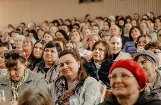 {Молдавское общество не поражено милитаристским угаром } Молдавские Ведомости