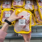 Молдова и Украина договорились о возобновлении импорта мяса птицы