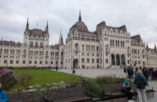 {Парламент Венгрии принял резолюцию против вступления Украины в ЕС} Молдавские Ведомости