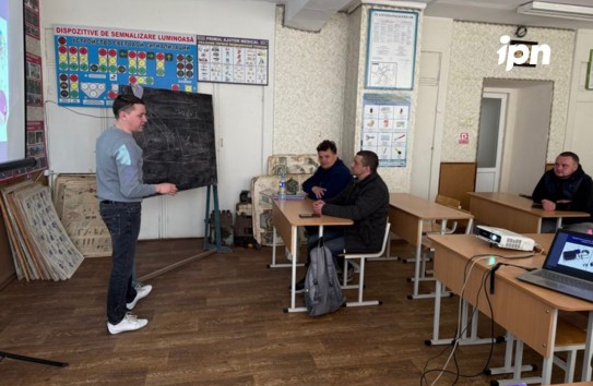 {Чтобы стать водителем троллейбуса, нужно сдать три экзамена} Молдавские Ведомости