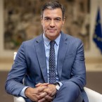 Премьер Испании призвал левые силы мира объединиться против политики Трампа