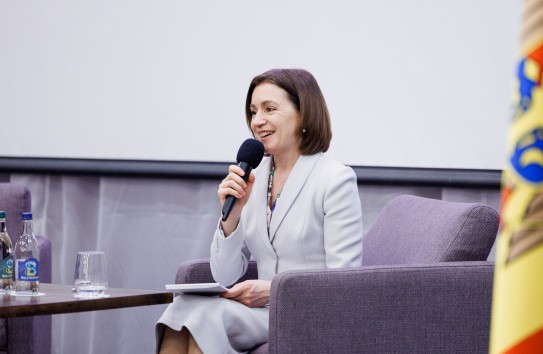 {Майя Санду приветствовала решение ЕС выделить Украине 90 миллиардов } Молдавские Ведомости
