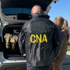 НАЦ задержал чиновницу, бравшую взятки у торговцев дровами