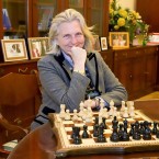 Глава МИД Австрии Карин Кнайсль переселилась в Россию