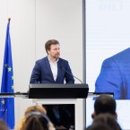 Конфликт вокруг колледжа в Комрате: власти запрещают преподавание на русском языке 