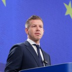 Венгрия отказалась от возражений против военного финансирования Украины со стороны ЕС