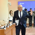 Мунтяну будет исполнять обязанности премьера