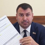 Невестку Мариана и девушку Перчуна тоже содержит молдавская авиация
