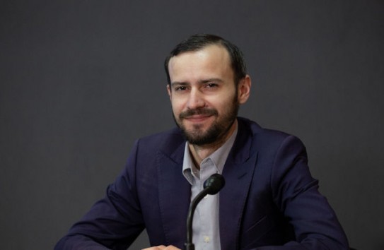 {Плынгэу: Бывший глава MoldATSA уже не находится в Молдове} Молдавские Ведомости