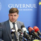 Правительство приняло отставку Романа Кожухаря с должности главы АПС