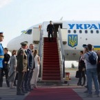 100 общественных деятелей Сербии выступили против приезда Зеленского
