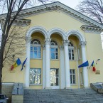 Кто контролирует здоровье трудовых мигрантов из Азии?