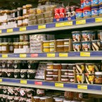 С 10 августа продавцы обязаны указывать страну происхождения продуктов на ценниках
