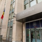 Правительство дает разъяснения относительно нового закона о зарплате