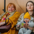 Лишь четверо из десяти молодых людей трудоустроены