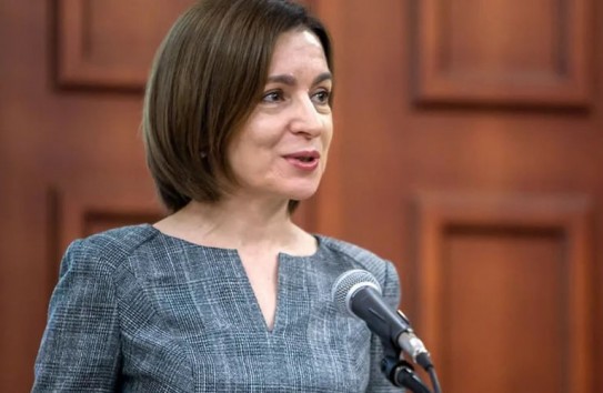 {Санду получила за три месяца 23 подарка, в том числе ковер} Молдавские Ведомости