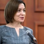 Санду получила за три месяца 23 подарка, в том числе ковер