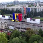 Так выглядит военный парад по случаю 35-летия независимости Молдовы