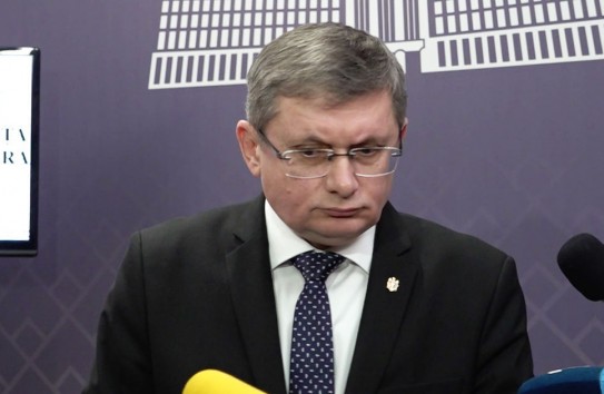 {PAS забыла о детях после выборов: школьники остались без 1000 лей} Молдавские Ведомости