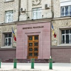 Румыния снижает акцизы, а Молдова готовит новые налоги
